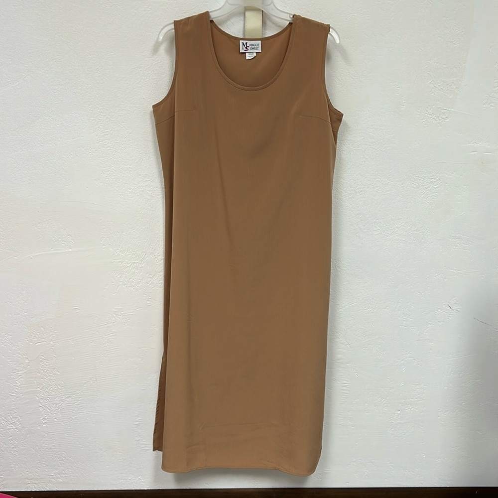 Long dress - size petite large - medium brown - by Maggie Sweet
